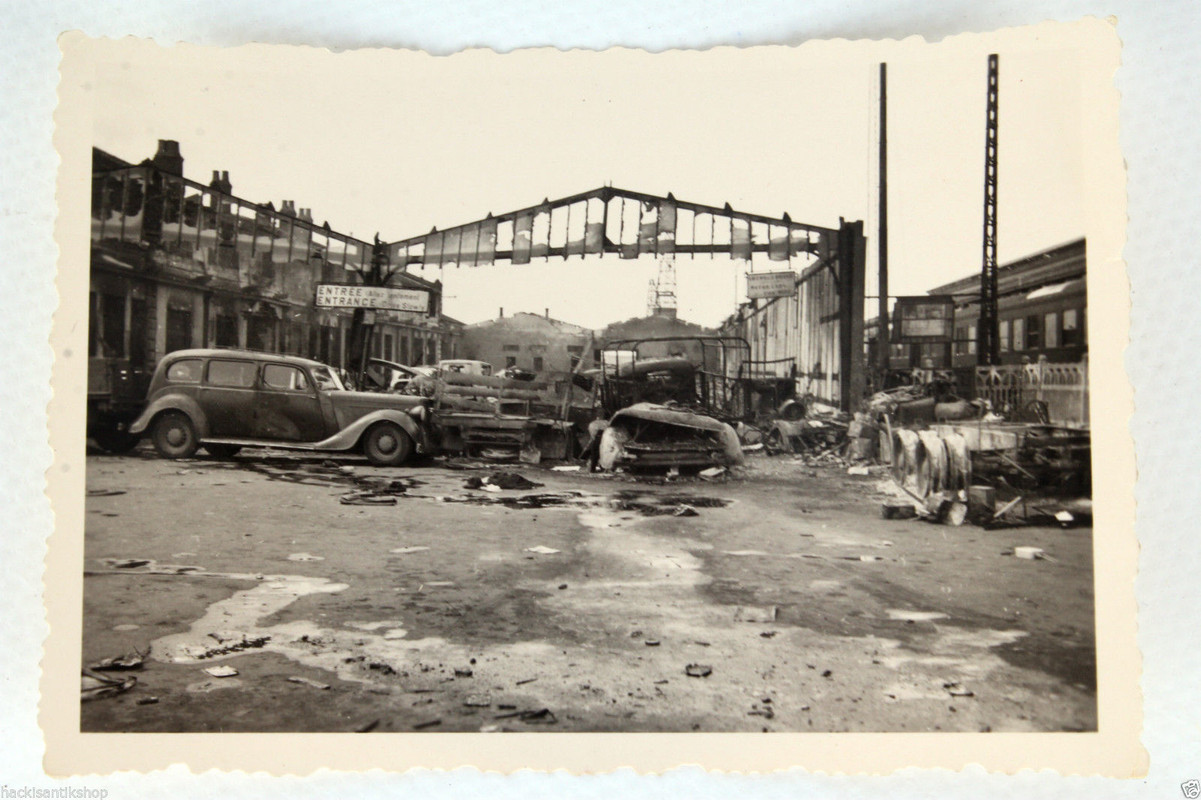 Original WK2 Foto zerstörter Bahnhof vermutlich 