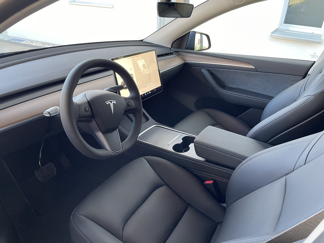 8AC94A02-489A-43D9-BE41-71B43F9EC05C