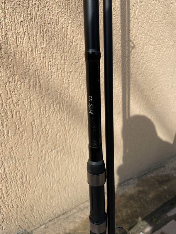 D2744BE2-0109-4888-9CB4-B3A585EF11F7