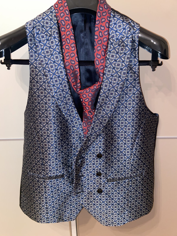 4FD1B2C0-DA64-4AF5-97EB-C222A223DCCA