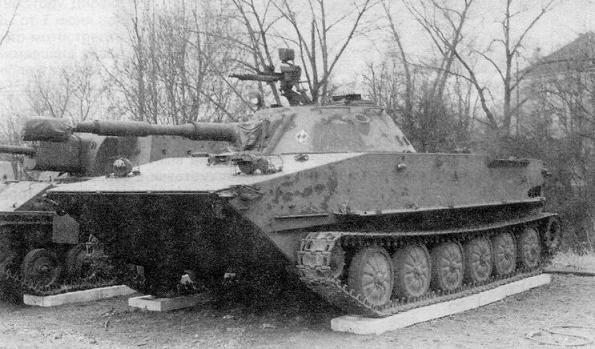 PT-76-lengyel-extra-l-gpu.jpg