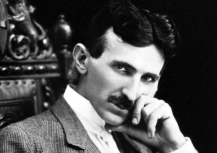 Nikola Tesla retrato antigo