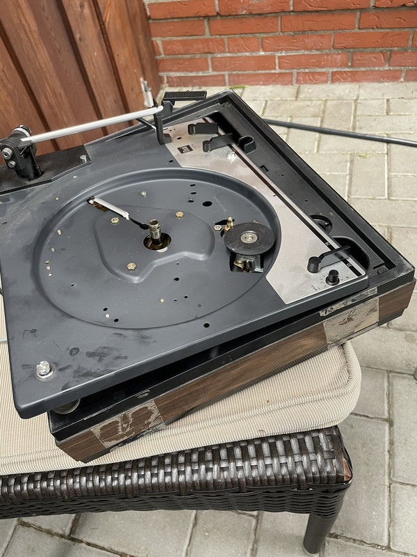 7C328223-4FE8-4881-B92A-C492AF2E5697