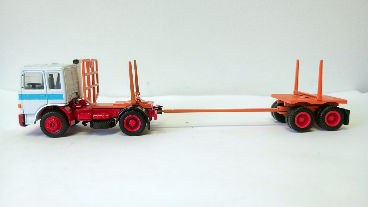 Mach (3858)