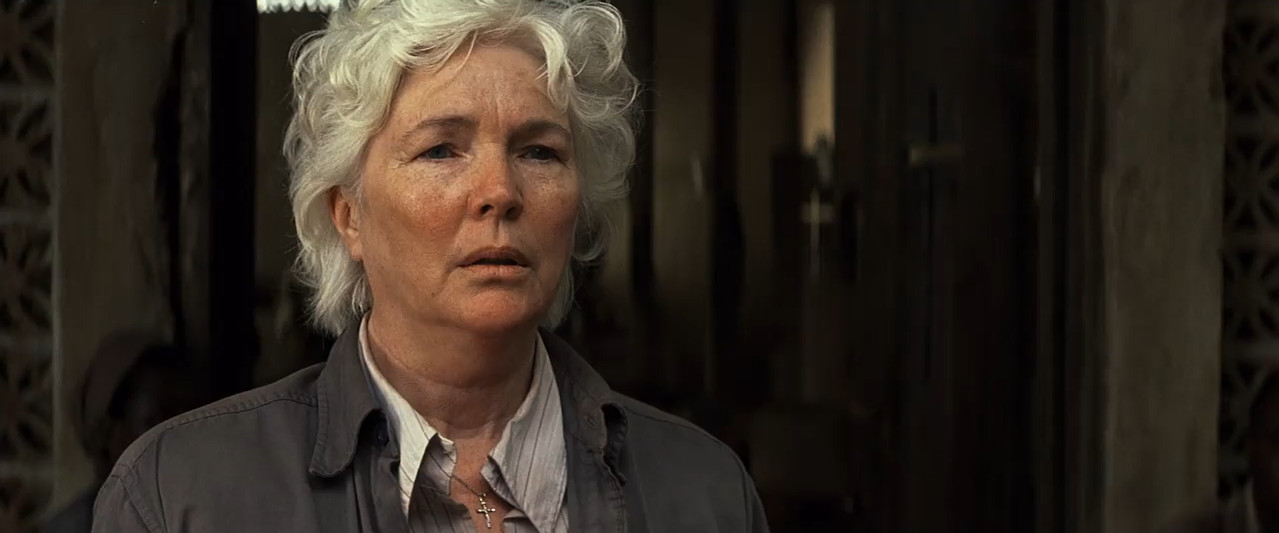 Tears of the Sun 2003 BluRay [Hindi + English] 480p 720p ESub Screenshot