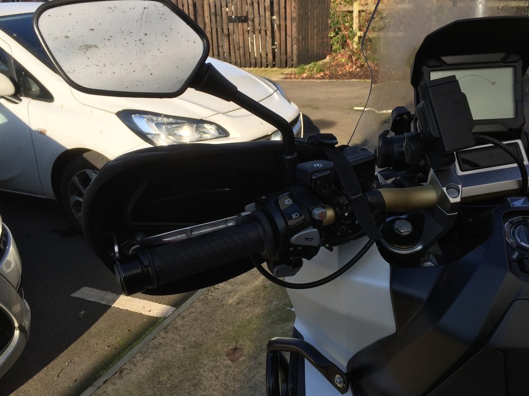 397074DF-87BB-408D-954F-92F3E985B511