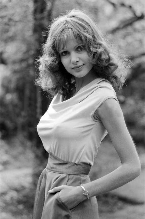 madeline_smith_a98