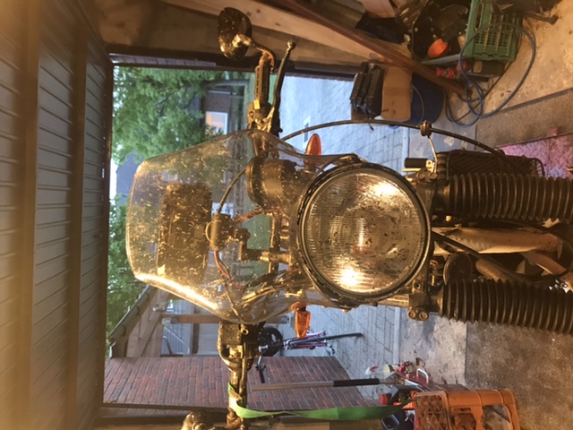 E74215B9-98CA-451B-B8A6-38FF79AC0CC7