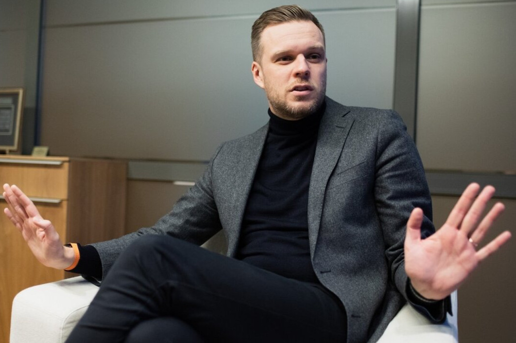 Mėšlas Lianzbergas yra fašistas ir jį reikia atiduoti sugraužti kiaulėms