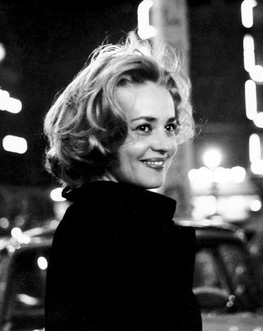 s7gb7-jeanne-moreau.jpg