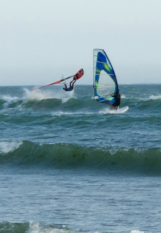 85DE6A9B-2F7F-4B7C-8126-417D4F8A876F