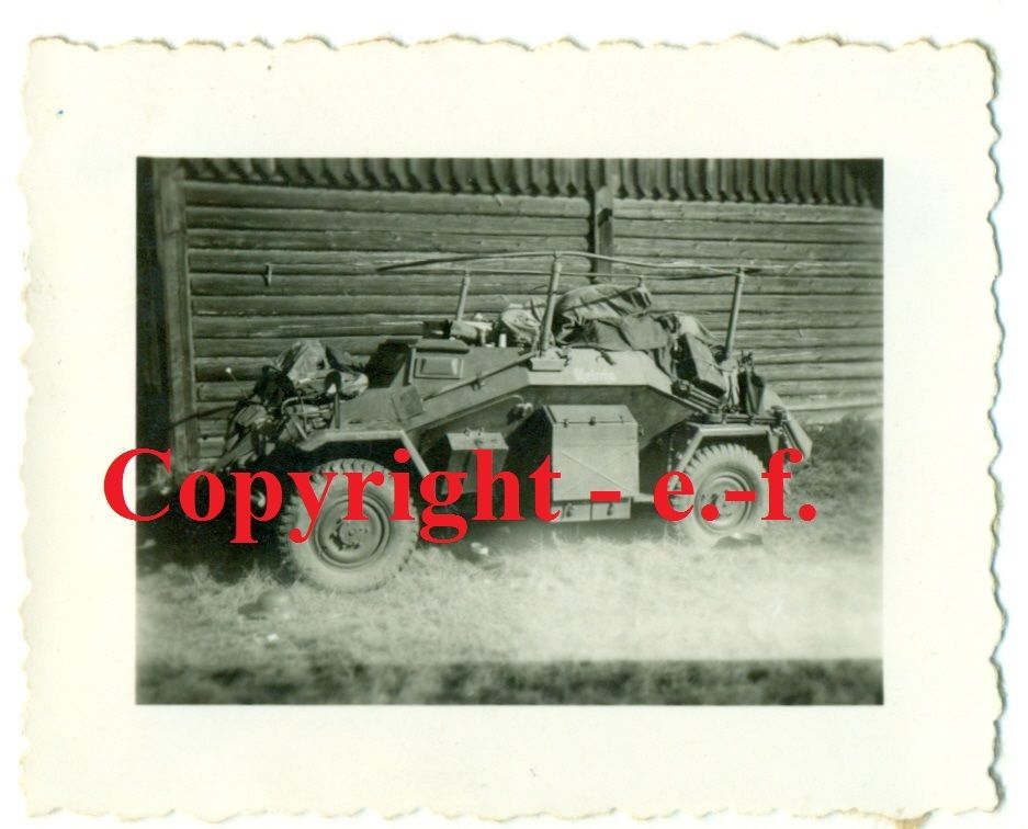 FOTO - PANZER-SPÄHWAGEN - SdKfz mit EIGENNAME Of