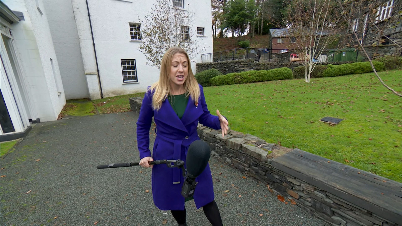 11.05 - 18.00.00 - ITV News London. The latest news in London and the....ts_snapshot_14.51.499