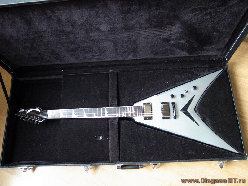 Dean_Dave_Mustaine_Signature_VMNT_bght_004