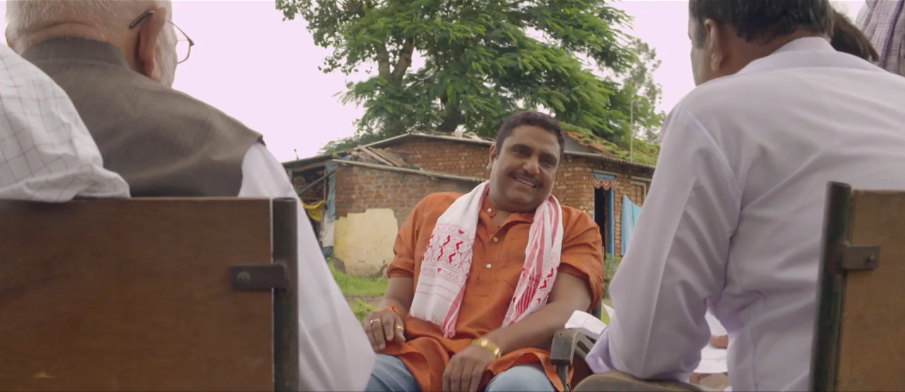 Chaarfutiya Chhokare 2014 WebRip [Hindi] 480p 720p ESub Screenshot