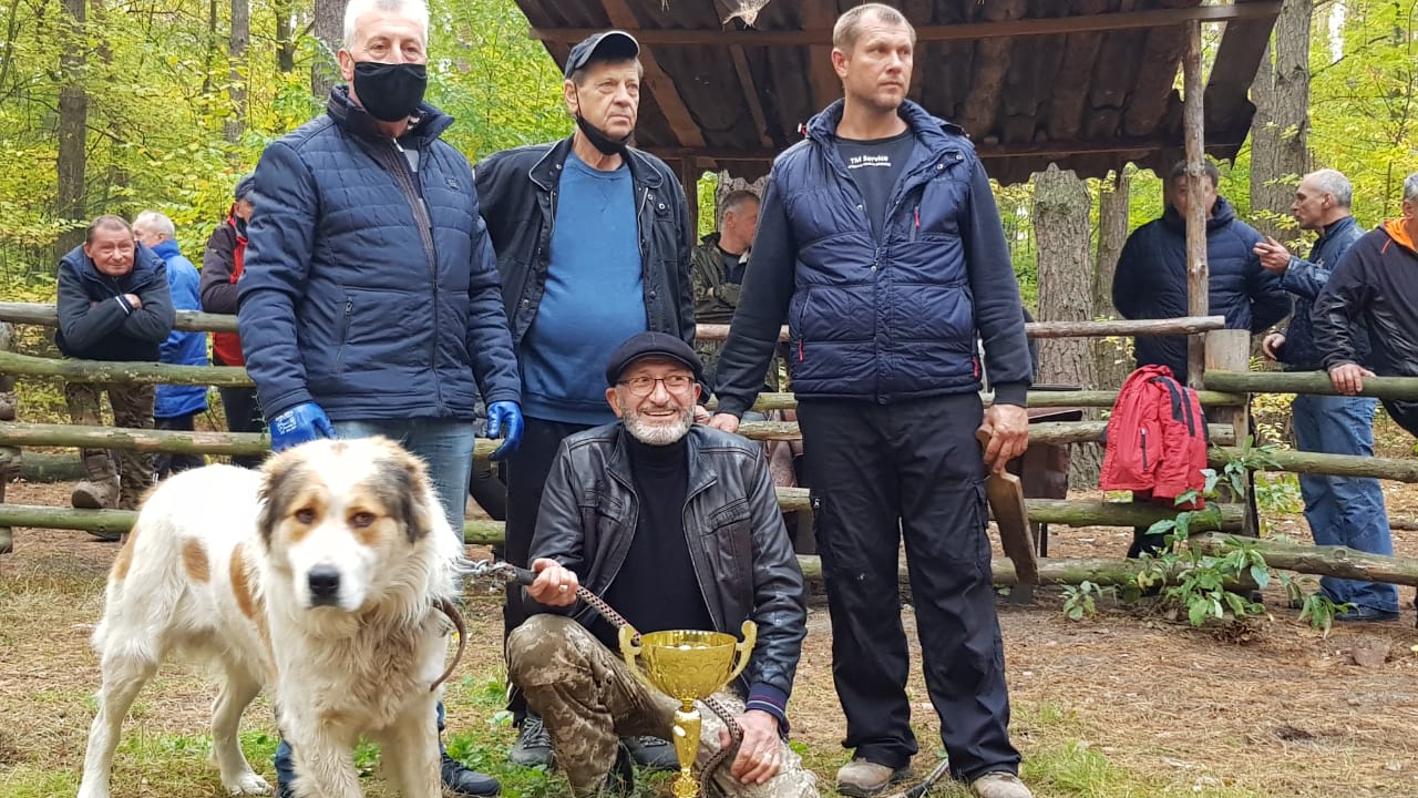 ED585F59-C143-41F8-9742-82F40BDD81D1