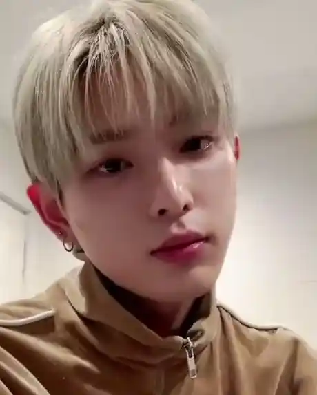 3f134cbee88a516b4a076784882b1bcc_copy_460x574