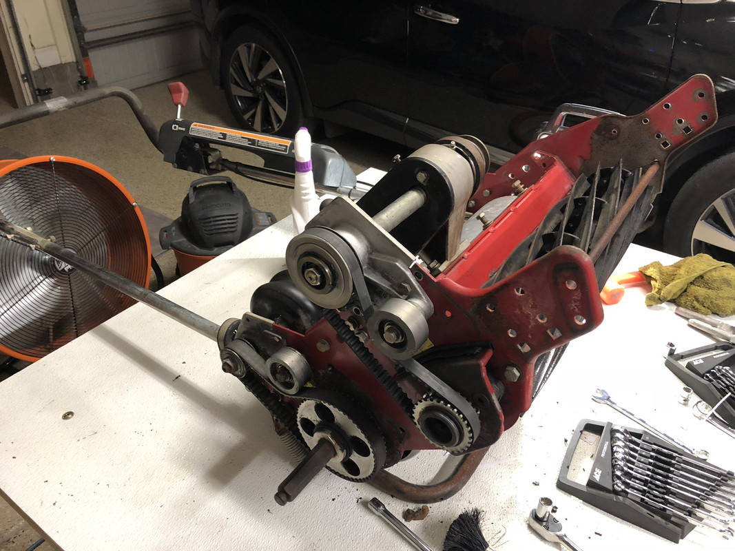 EF018B00-C403-4F90-81E8-42E67E93B805