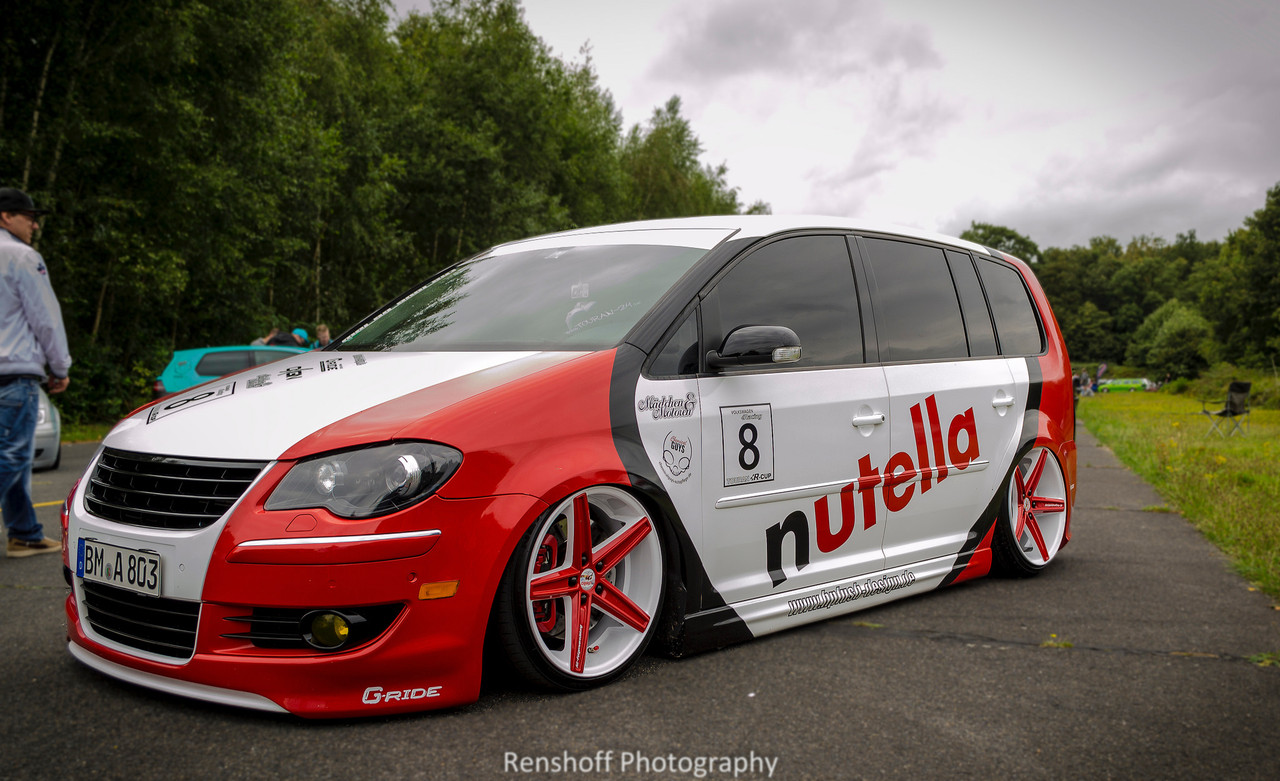 EC632596-174C-4D48-BD1D-2D59DABF7EB9