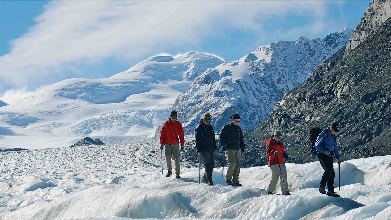 Mt Cook & Heli Hike Small Group Tour from Queenstown | Shaara Deals