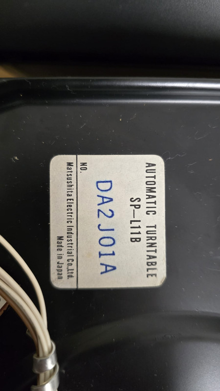 [Bild: Whats-App-Image-2025-11-19-at-19-09-55.jpg]