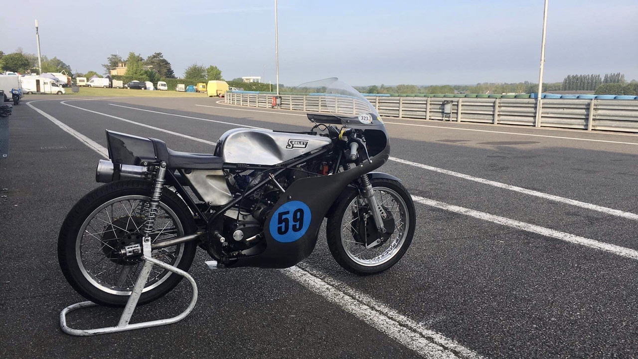 DCD20146-9622-4500-BCF3-5B4C3C6F890D