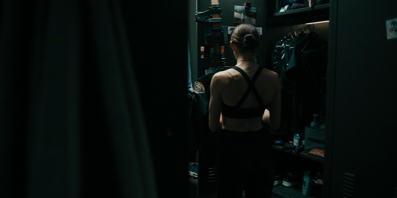 On Call 2025 S01E01 Amazon 1080p WEB DDP x264-NM21.mkv_snapshot_04.32.856