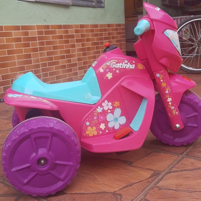 Ban Moto Gatinha Elétrico 6V Bandeirante Rosa