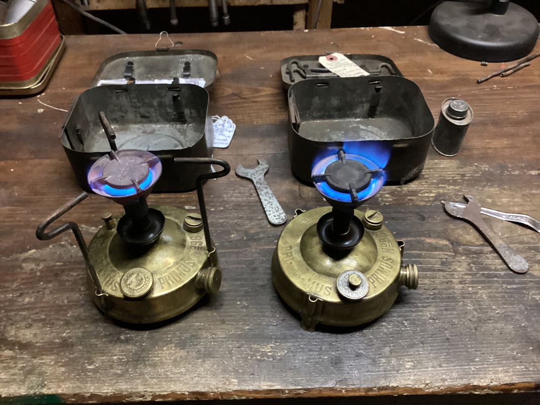 90B91896-905F-4745-8B81-9CA443666C59