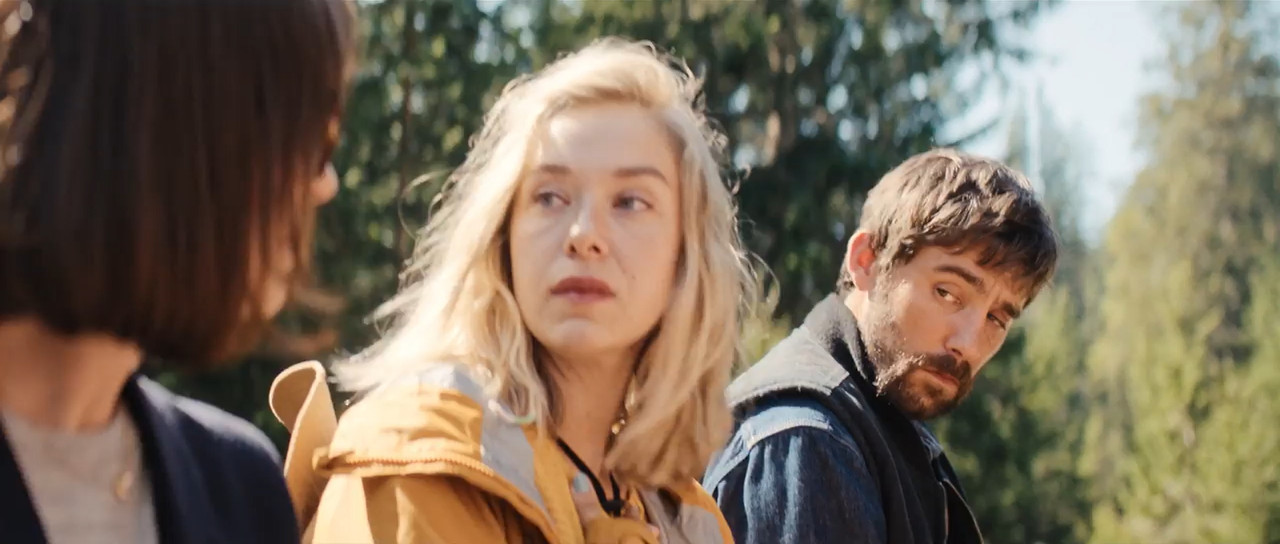 Eat Pray Bark 2026 WebRip [Hindi + English] 480p 720p ESub Screenshot