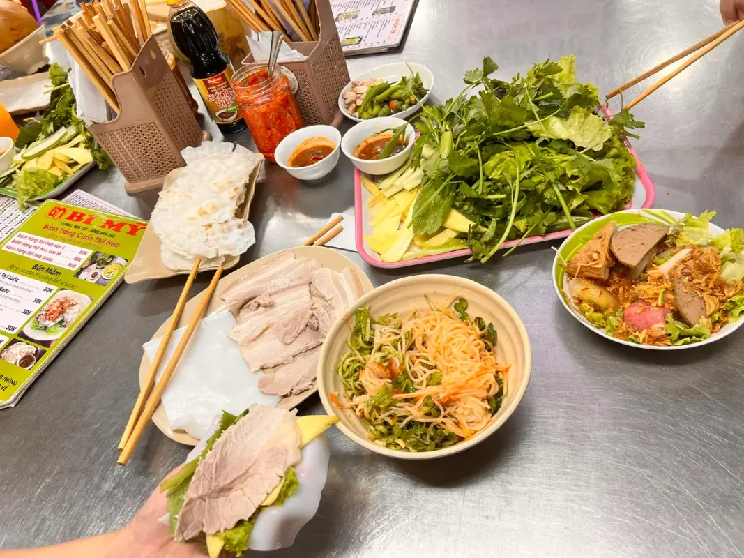  Bi My’s Rice Paper Rolls With Pork Restaurant
