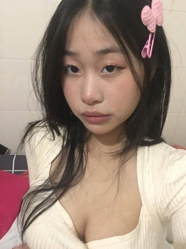 nguyen-hoang-huyen-trang-(1)
