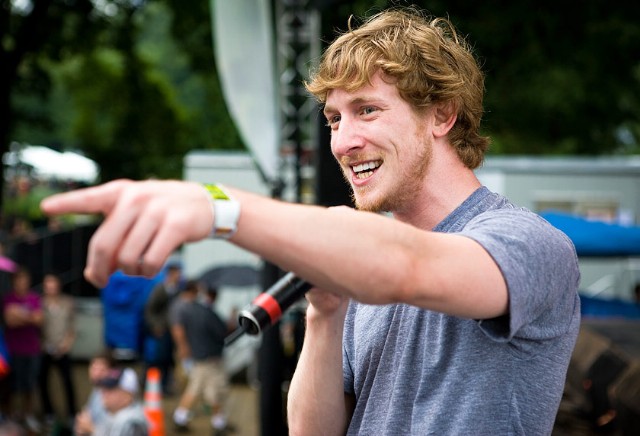 Performing: Asher Roth