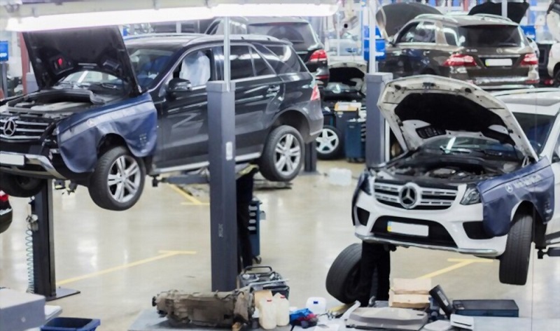 Mercedes service