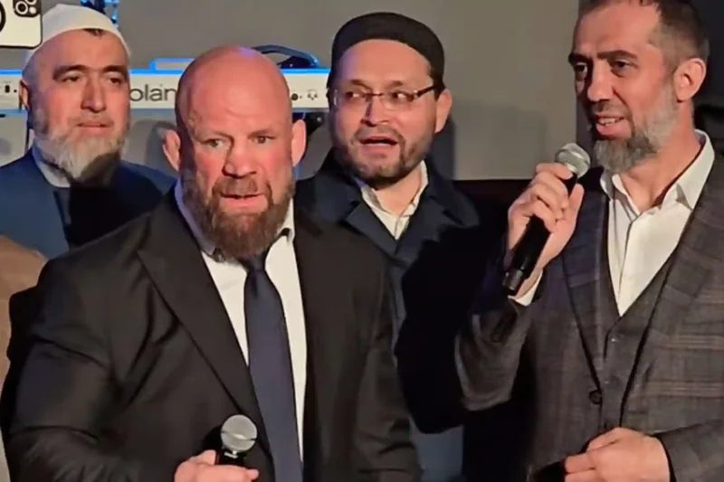 Джеф Монсън: Семейството ми спря да говори с мен, след като приех исляма