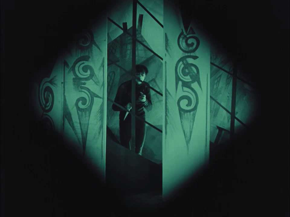 vlcsnap-2020-12-07-17h06m37s321