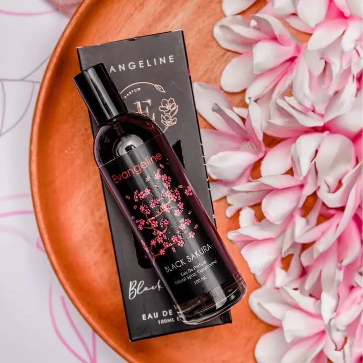 Evangeline Black Sakura eau de parfum 100ml