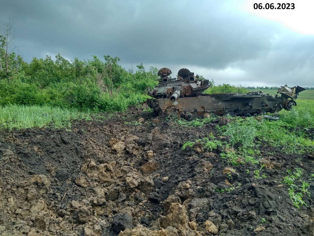 1008 T-80UE-1 destr 06 06 23