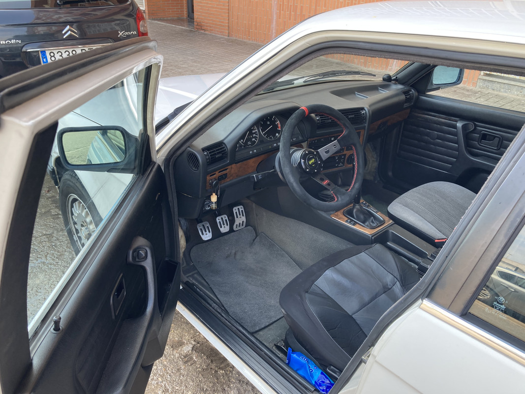 10031E14-0FDF-425C-B61F-A044BC9CCC18