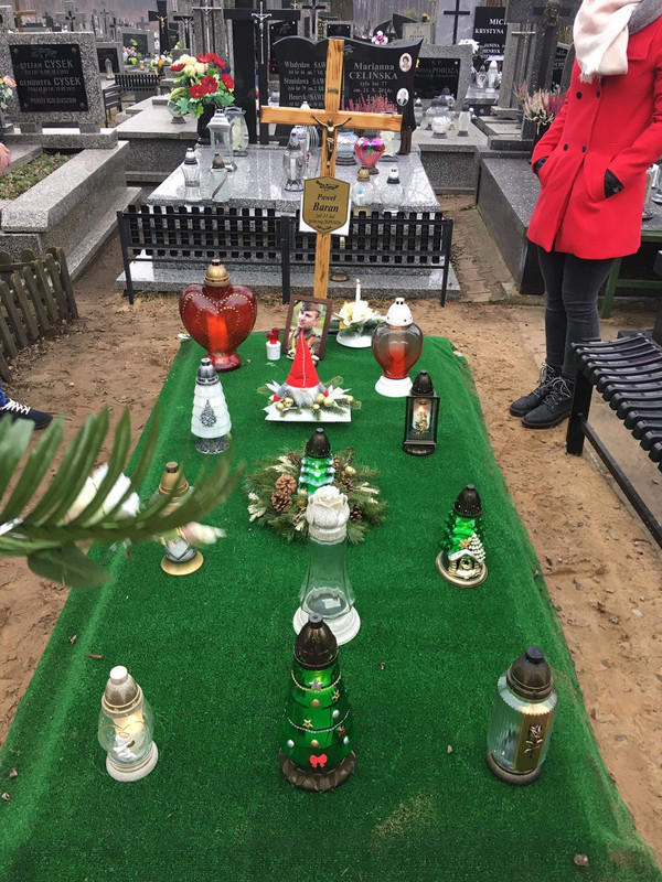 received_808870593028348