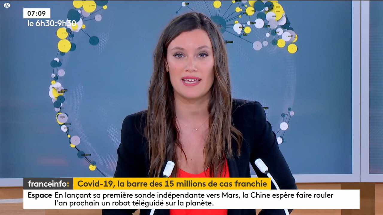23 July - 05.29.00 - 9h30. Entre JT, chroniques, invités et revues de p....ts_snapshot_00.46.53.416