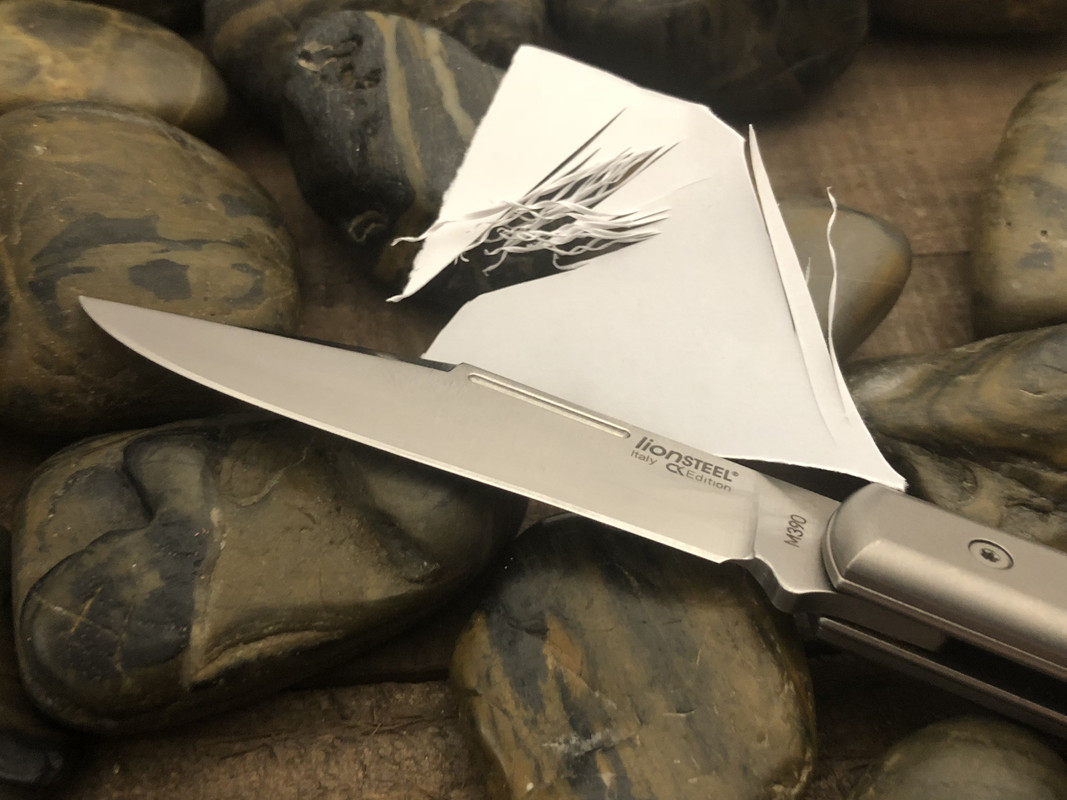 582CF2B9-ADC7-4E4C-BEAA-B096D3EA52AF