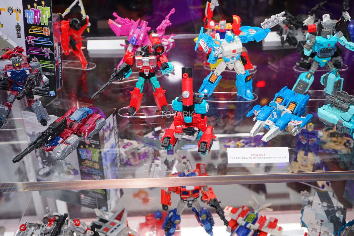SDCC-2017-Hasbro-Transformers-049