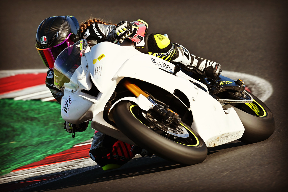 DE5597E5-6945-4CDC-91F4-C739E9685B76