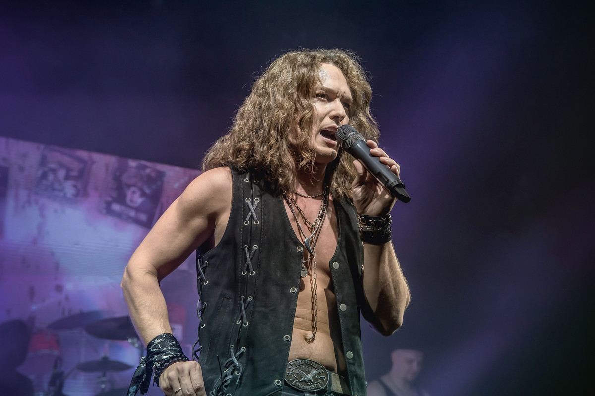 D5AA44DE-A72F-4D8D-A47D-6762C75C276A