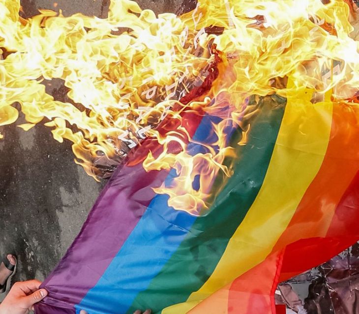 Latvijos seimas žiauriai smogė pidarasams