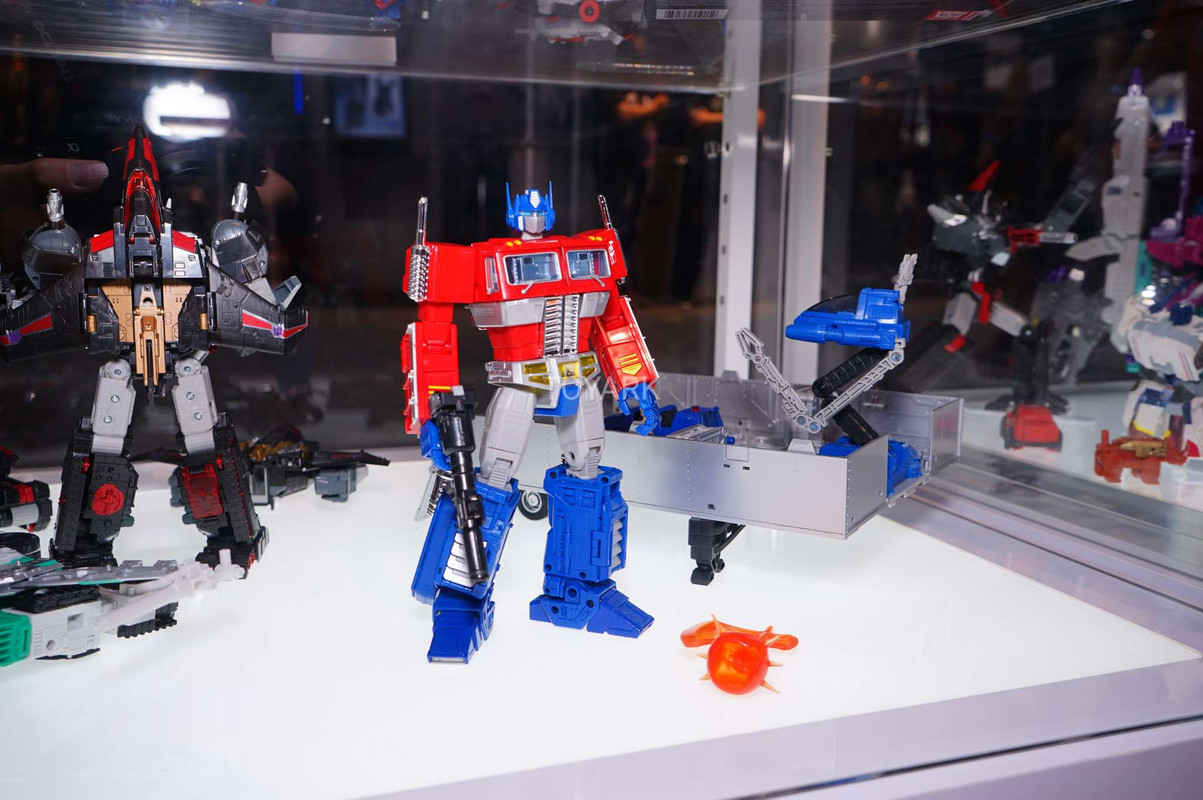 SDCC-2017-Hasbro-Transformers-022