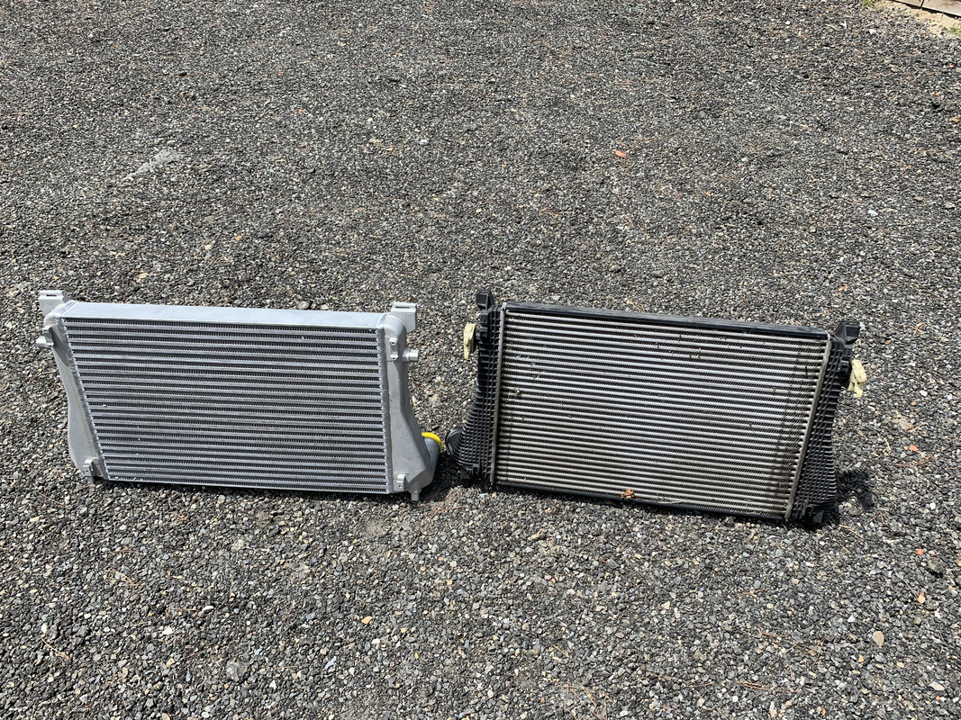 8425E062-503F-41A2-9483-258153D54F87