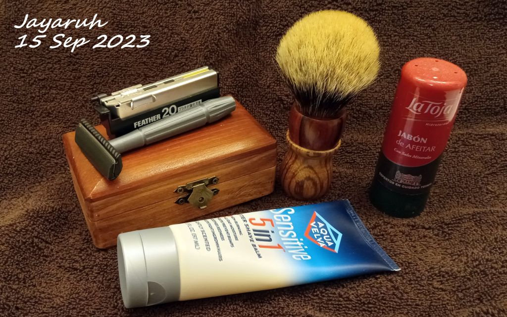 [Image: sos230915.jpg]