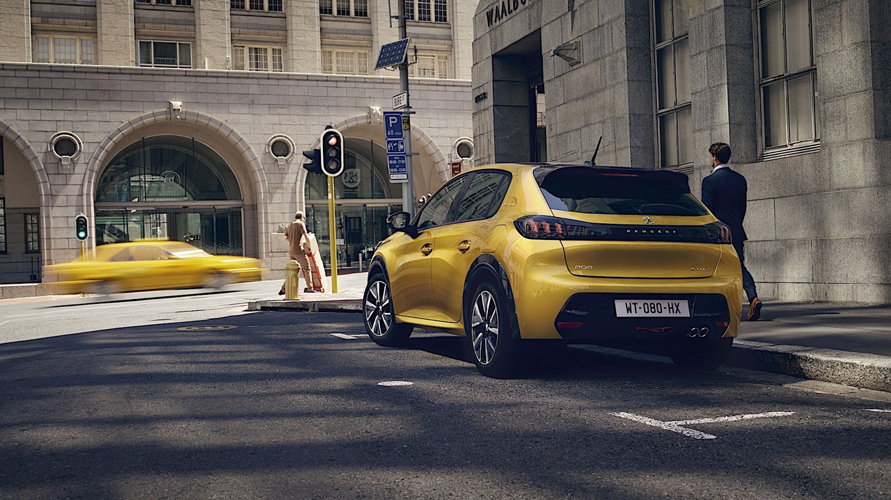 2020 Peugeot 208 & e-208 (4)